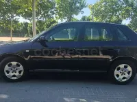 Usado Audi A3 Ambition 102 CV (75 kW) 2003 Azul Utilitario