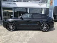 Usado Porsche Cayenne E-Hybrid 471 CV (346 kW) 2025 Negro metalizado SUV