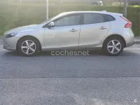 Usado Volvo V40 Momentum 120 CV (88 kW) 2016 Beige Berlina
