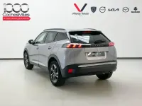 Usado Peugeot 2008 Allure 130 CV (95 kW) 2024 Gris SUV