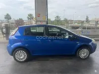 Usado Fiat Punto Evo Dynamic 77 CV (56 kW) 2010 Azul Utilitario