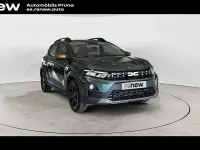 Usado Dacia Sandero Extreme 122 CV (89 kW) 2026 Verde Berlina
