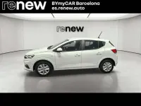 Usado Dacia Sandero Expression 101 CV (74 kW) 2023 Blanco Berlina