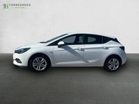 Usado Opel Astra Edition 105 CV (77 kW) 2020 Blanco Berlina