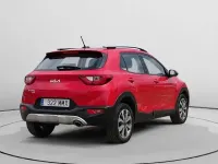Usado Kia Stonic 100 CV (73 kW) 2024 SUV