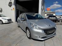 Usado Peugeot 208 Active 82 CV (60 kW) 2014 Gris / plata Utilitario