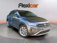 Usado VW T-Roc Life 150 CV (110 kW) 2023 Gris SUV