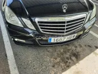 Usado Mercedes E200 Avantgarde 136 CV (100 kW) 2011 Negro Berlina