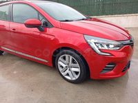 Usado Renault Clio V Intens 100 CV (73 kW) 2021 Rojo Berlina