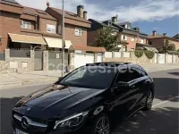 Usado Mercedes CLA220 Shooting Brake AMG line 177 CV (130 kW) 2017 Negro Familiar