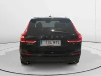 Käytetty Volvo XC60 Momentum 190 HP (139 kW) 2020 Musta Katumaasturi