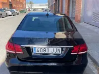 Usado Mercedes E220 Avantgarde 170 CV (125 kW) 2015 Negro Berlina
