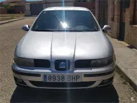 Usado Seat Leon Sport 110 CV (80 kW) 2001 Blanco Utilitario