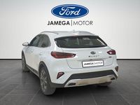 Usado Kia XCeed 136 HP (100 kW) 2021 Branco SUV