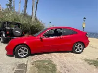 Usado Mercedes C220 143 CV (105 kW) 2004 Rojo Berlina