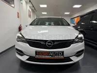 Usado Opel Astra Edition 110 CV (80 kW) 2020 Blanco Familiar