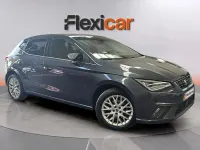 Usado Seat Ibiza XCELLENCE 116 CV (85 kW) 2024 Gris Utilitario