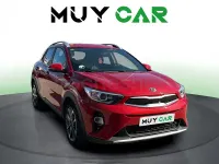 Usado Kia Stonic 101 CV (74 kW) 2019 Rojo SUV