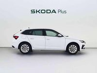 Usado Skoda Scala Selection 116 CV (85 kW) 2025 Blanco Utilitario