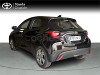 Usado Toyota Yaris Hybrid Active 116 CV (85 kW) 2025 Negro Berlina