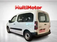 Usado Citroën Berlingo Live 75 CV (55 kW) 2018 Blanco Monovolumen