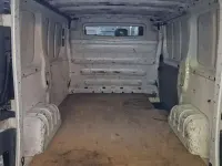 Usado Renault Trafic 145 CV (106 kW) 2008 Blanco Monovolumen