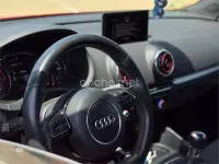 Usado Audi A3 Attraction 150 CV (110 kW) 2013 Rojo Berlina