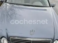 Usado Mercedes E320 Avantgarde 204 CV (150 kW) 2004 Azul Berlina