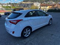 Usado Hyundai i30 Style 136 CV (100 kW) 2016 Blanco Berlina