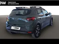 Usado Dacia Sandero Expression 100 CV (73 kW) 2022 Verde Berlina