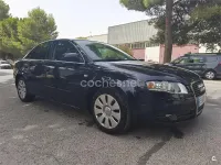 Usado Audi A4 140 CV (102 kW) 2005 Azul Berlina