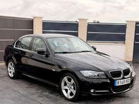 Usado BMW 318 Comfort Edition 143 CV (105 kW) 2011 Negro Berlina
