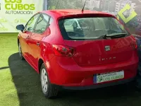 Usado Seat Ibiza 60 CV (44 kW) 2011 Rojo Utilitario