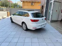 Usado Seat Leon ST Style 125 CV (91 kW) 2018 Blanco Familiar