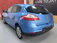 Usado Renault Mégane III Dynamique 115 CV (84 kW) 2012 Azul Berlina