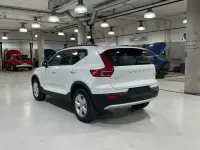 Nuevo Volvo XC40 163 CV (119 kW) 2026 Blanco SUV