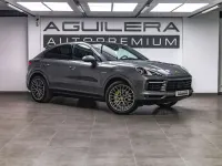 Usado Porsche Cayenne E-Hybrid 462 CV (339 kW) 2021 Gris SUV