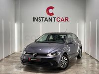 Usado VW Polo Life 95 CV (69 kW) 2023 Gris / plata Utilitario