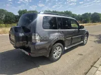 Usado Mitsubishi Montero 190 CV (139 kW) 2017 Gris / plata SUV