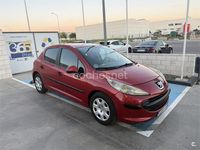 Usado Peugeot 207 70 CV (51 kW) 2006 Granate Berlina