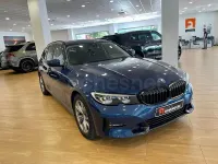 Usado BMW 318 150 CV (110 kW) 2022 Azul Familiar