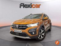 Usado Dacia Sandero Stepway 101 CV (74 kW) 2022 Naranja