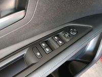 Usado Peugeot 3008 Allure 130 CV (95 kW) 2021 Rojo SUV