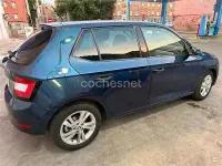 Usado Skoda Fabia Ambition 95 CV (69 kW) 2021 Negro Utilitario