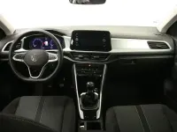 Usado VW T-Roc Life 115 CV (84 kW) 2024 Gris SUV