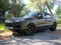 Usado Porsche Cayenne 519 CV (381 kW) 2024 Gris / plata SUV