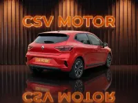 Usado Renault Clio Techno 91 CV (66 kW) 2024 Rojo Utilitario