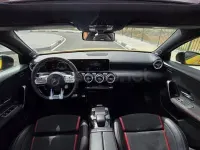 Usado Mercedes A35 AMG 306 CV (225 kW) 2019 Amarillo Berlina