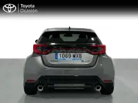 Usado Toyota Yaris 276 CV (202 kW) 2024 Gris / plata Utilitario