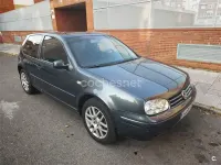Usado VW Golf IV Advance 100 CV (73 kW) 2003 Verde Berlina